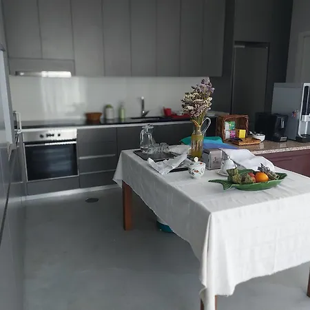 Vermar Oda ve Kahvaltı Torreira